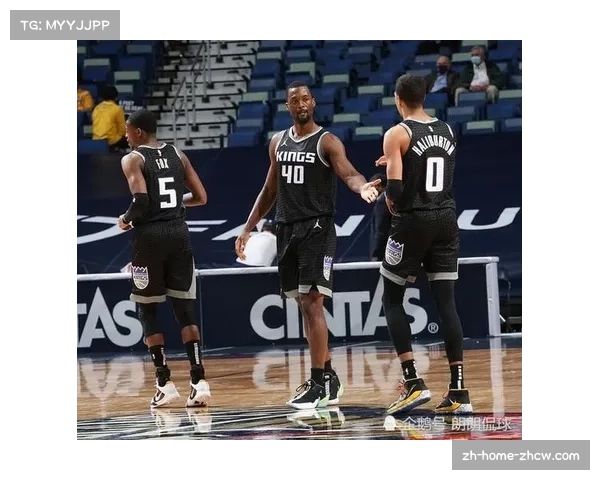 黄蜂三分雨55投26中创纪录，五外站位体系彻底摧毁国王收缩防守